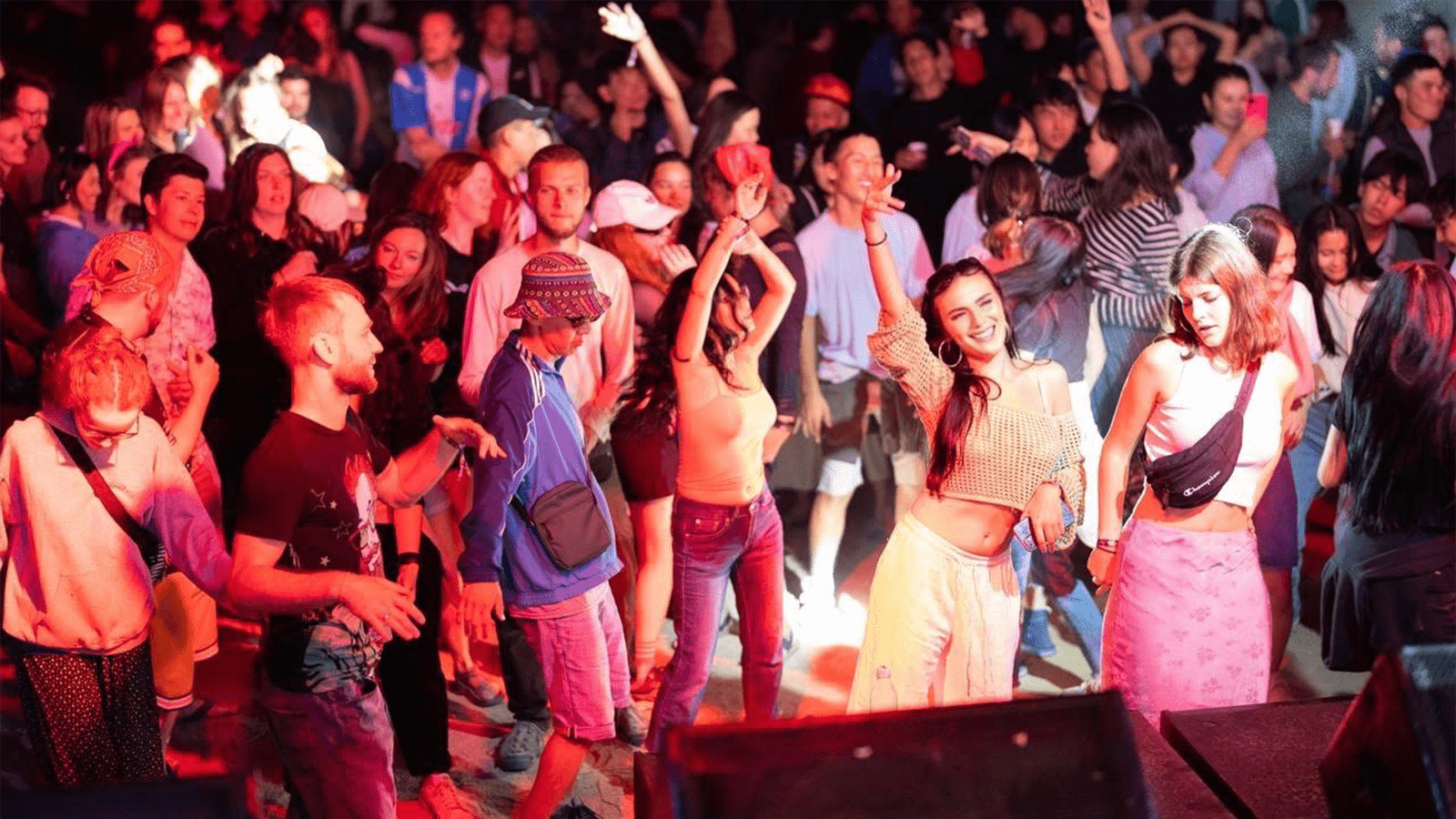 kolfest festival kyrgyzstan issykkul music art lake event july bishkek travel party rave edm kolfest photo